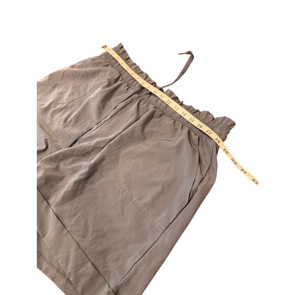 Danskin Women’s Sage Green Relaxed Fit Drawstring Shorts Size XLarge - Picture 9 of 11